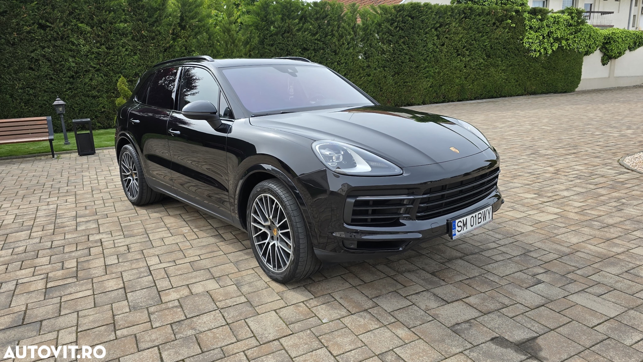 Porsche Cayenne - 3