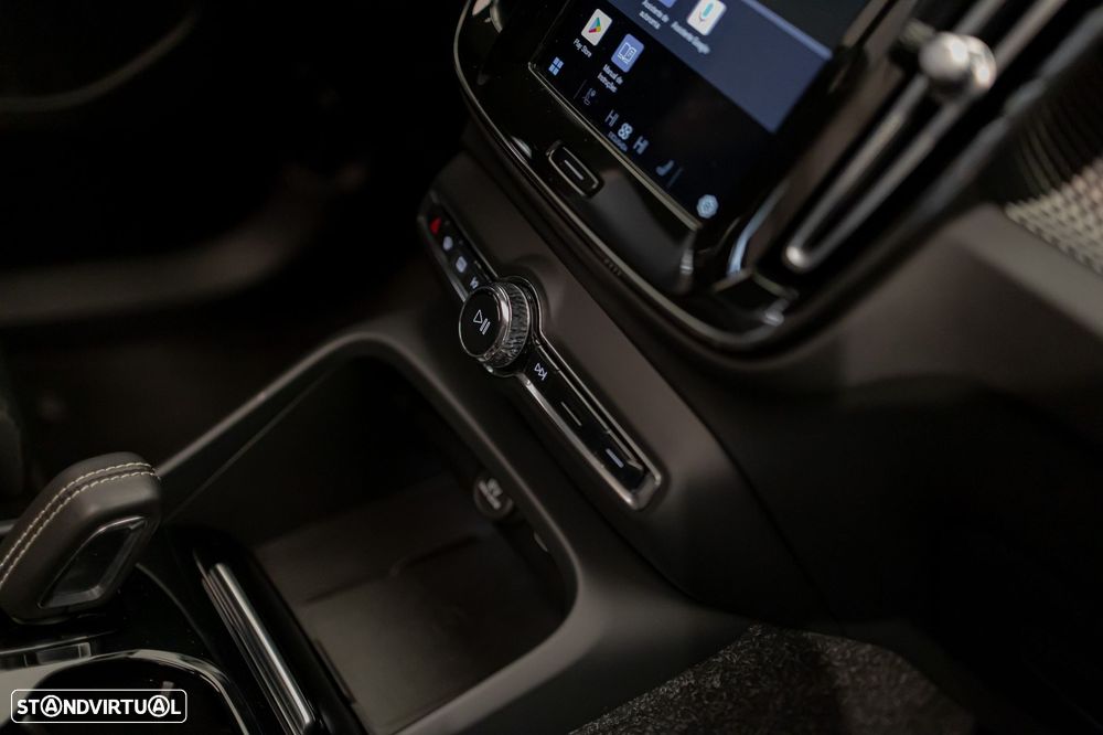 Volvo XC 40 P8 AWD Recharge RDesign - 15