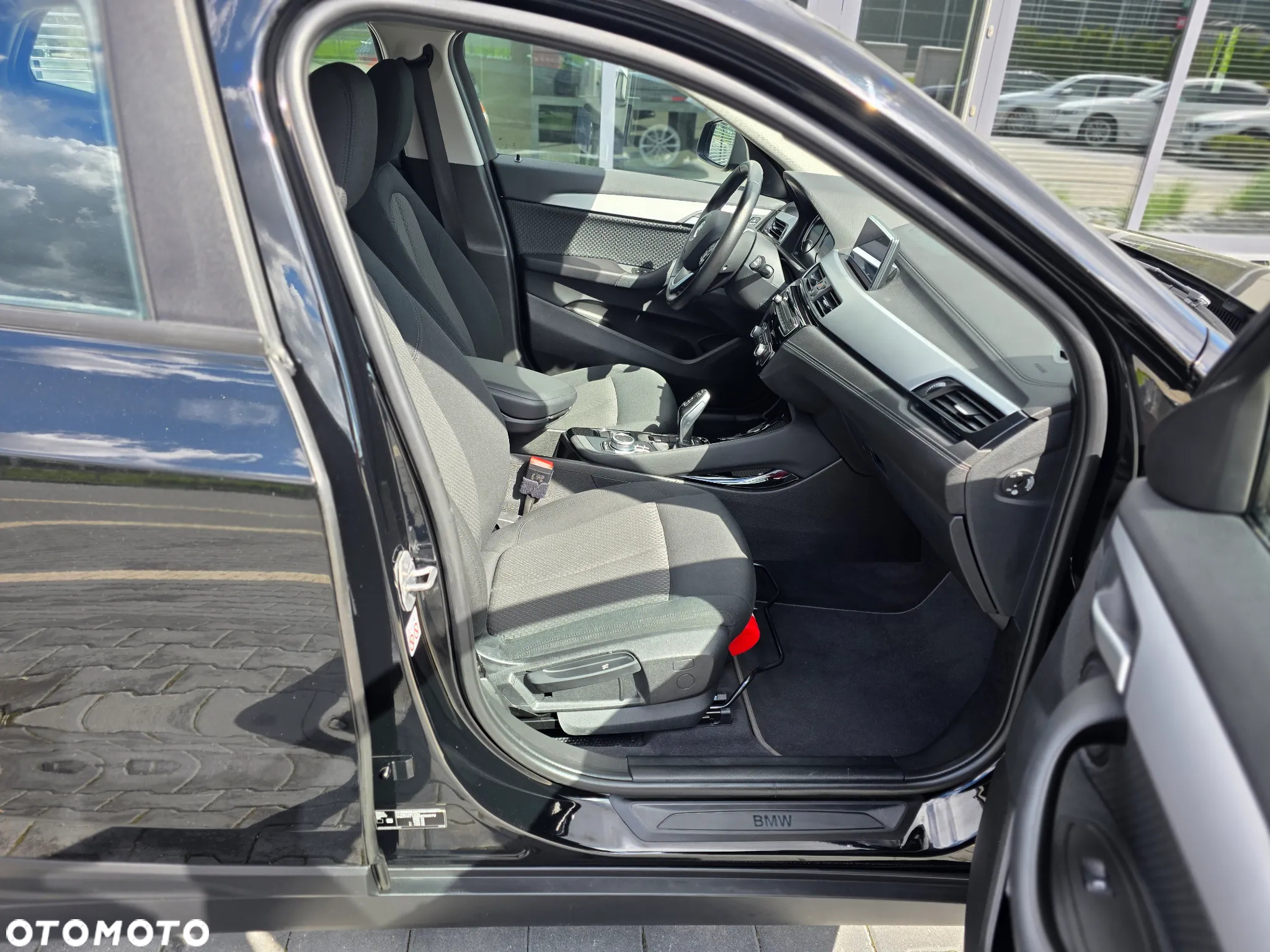 BMW X2 sDrive18d Business Edition sport - 22