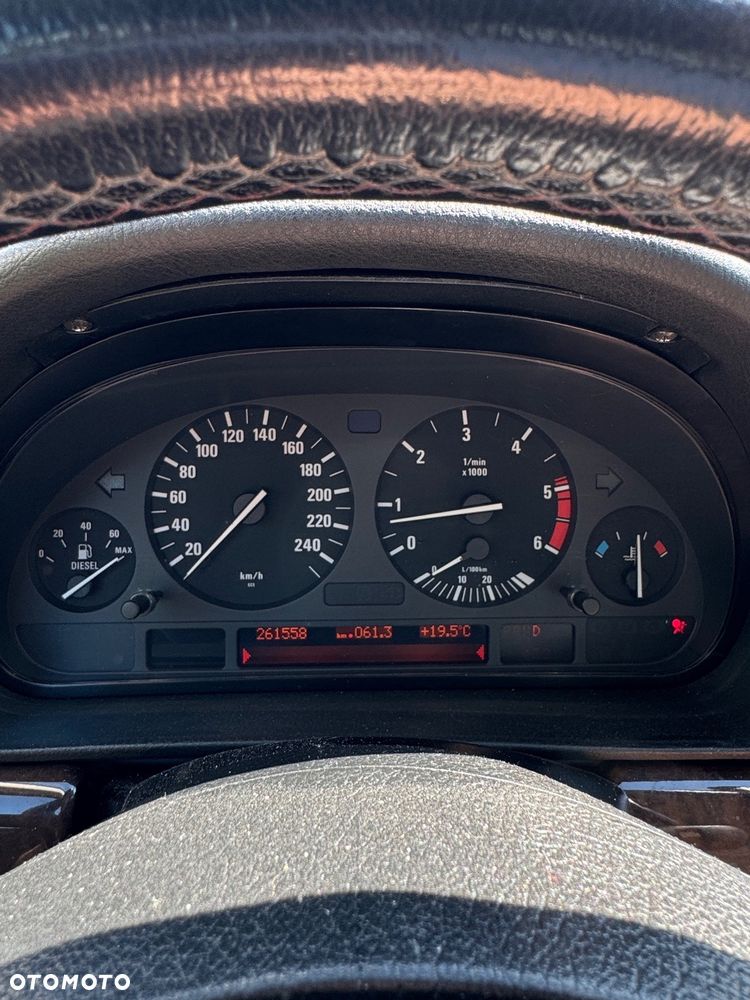 BMW Seria 7 - 13