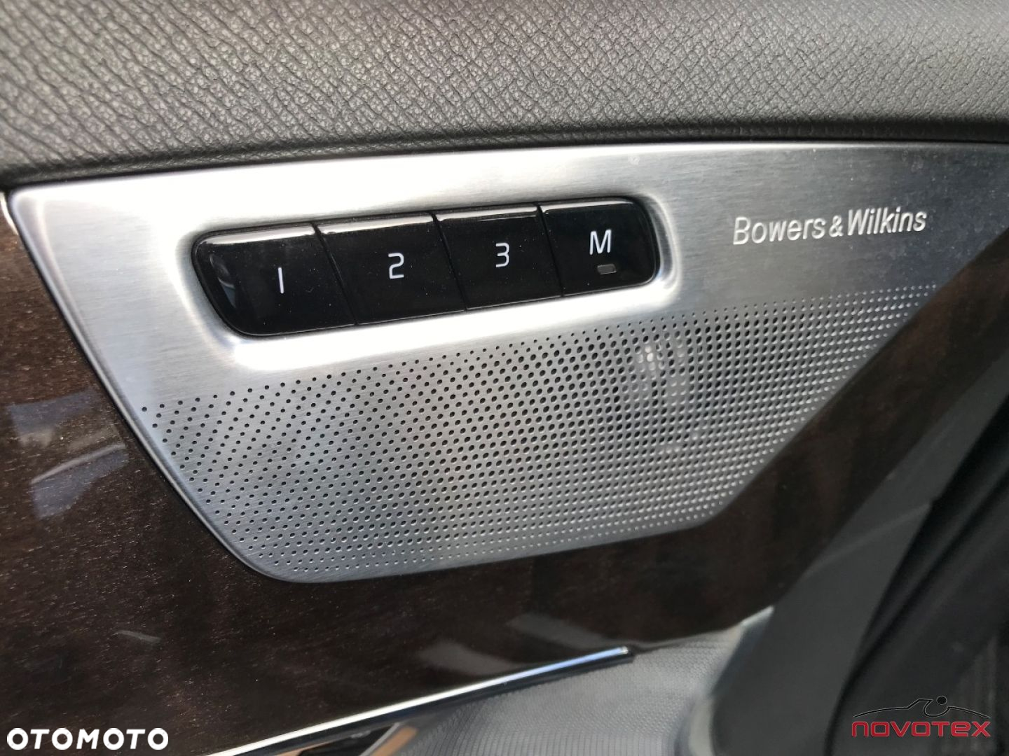 Volvo XC 90 - 9