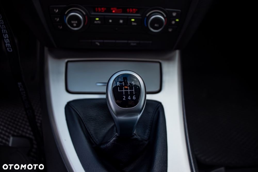 BMW Seria 3 - 23