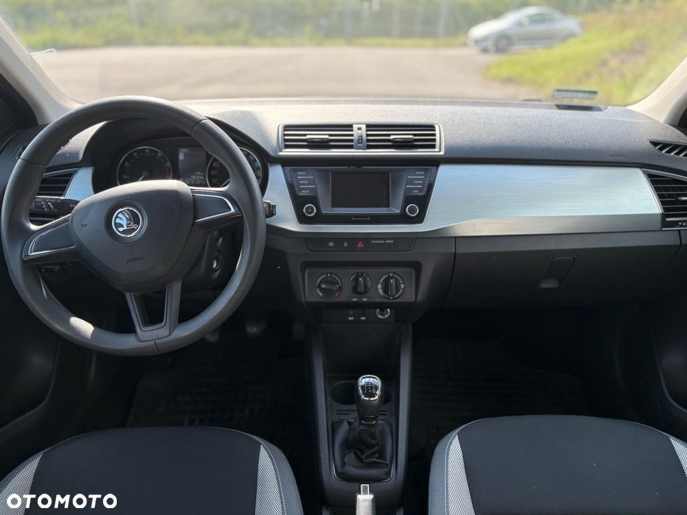 Skoda Fabia 1.0 Active - 12