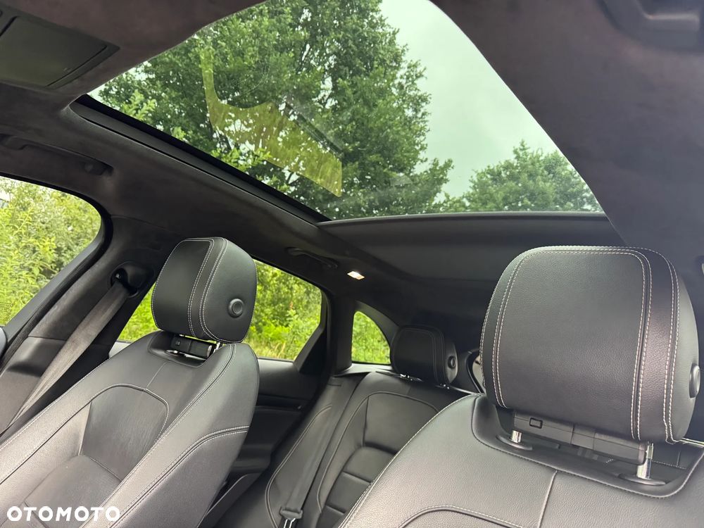 Jaguar F-Pace 2.0 i4P AWD R-Sport - 30
