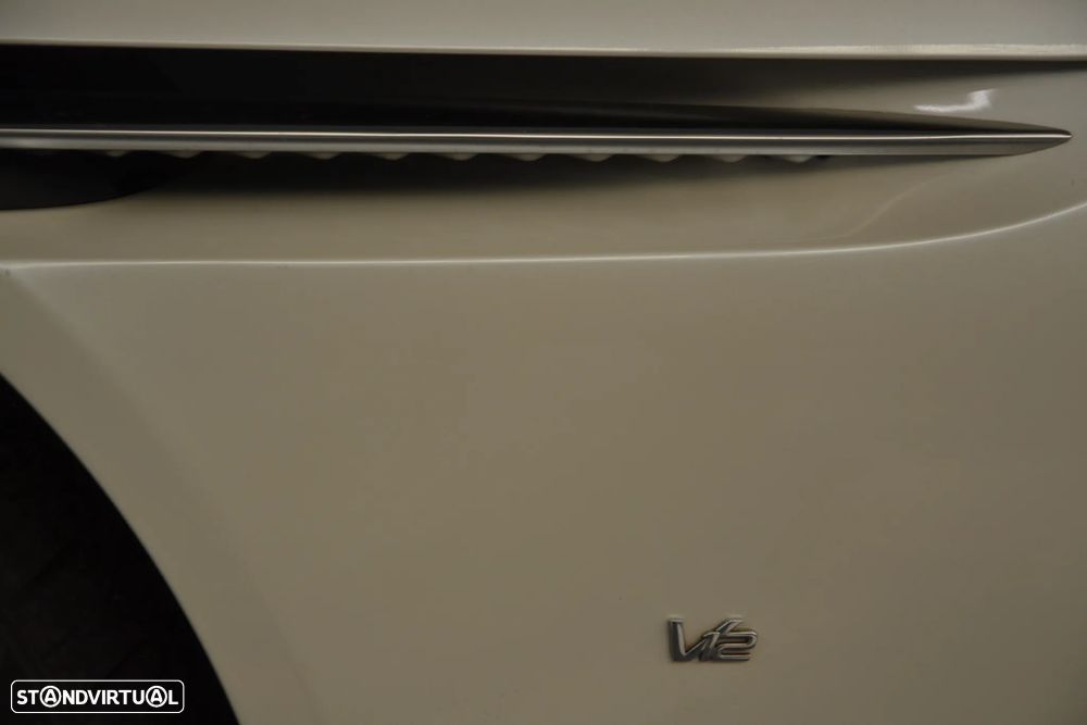 Aston Martin DB11 Coupé V12 Auto - 13