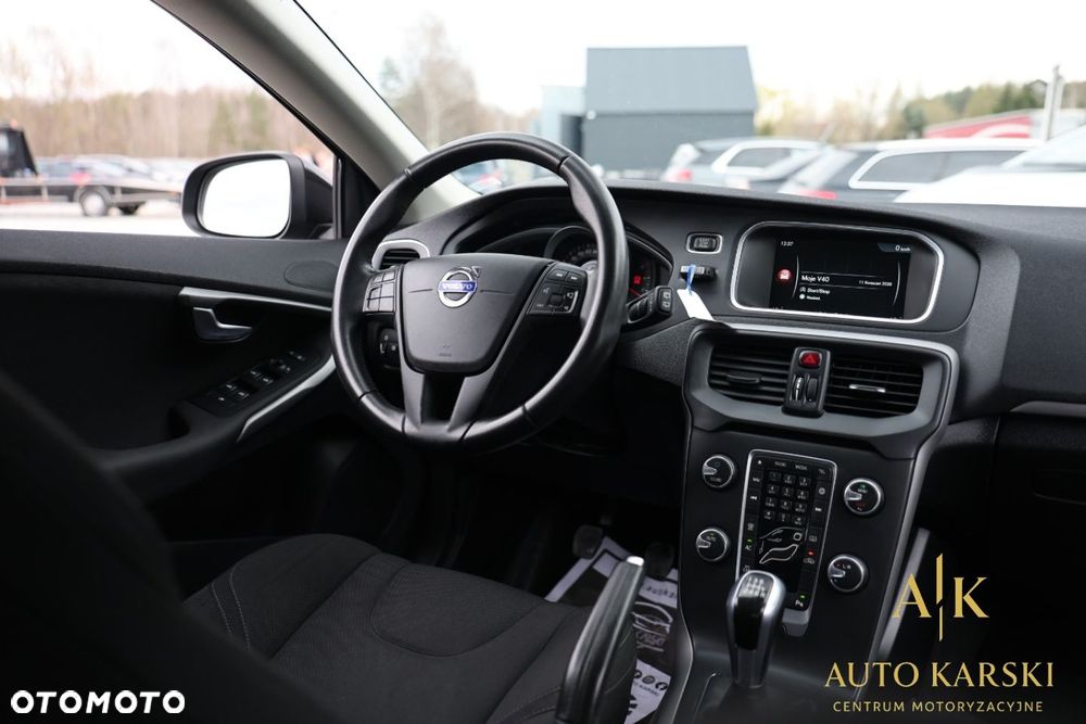 Volvo V40 - 20