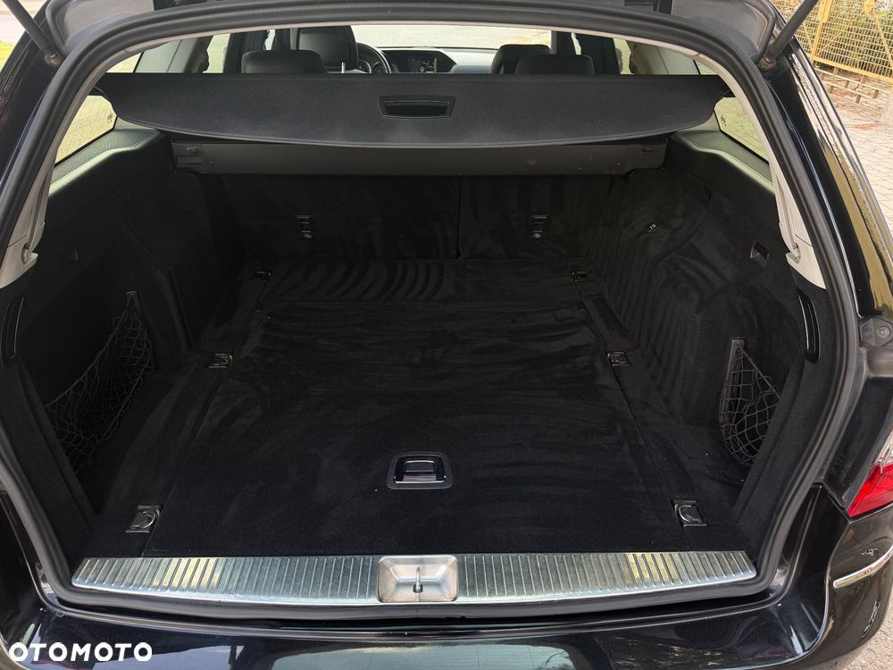 Mercedes-Benz Klasa E 220 CDI Automatik Avantgarde BusinessEDITION - 20