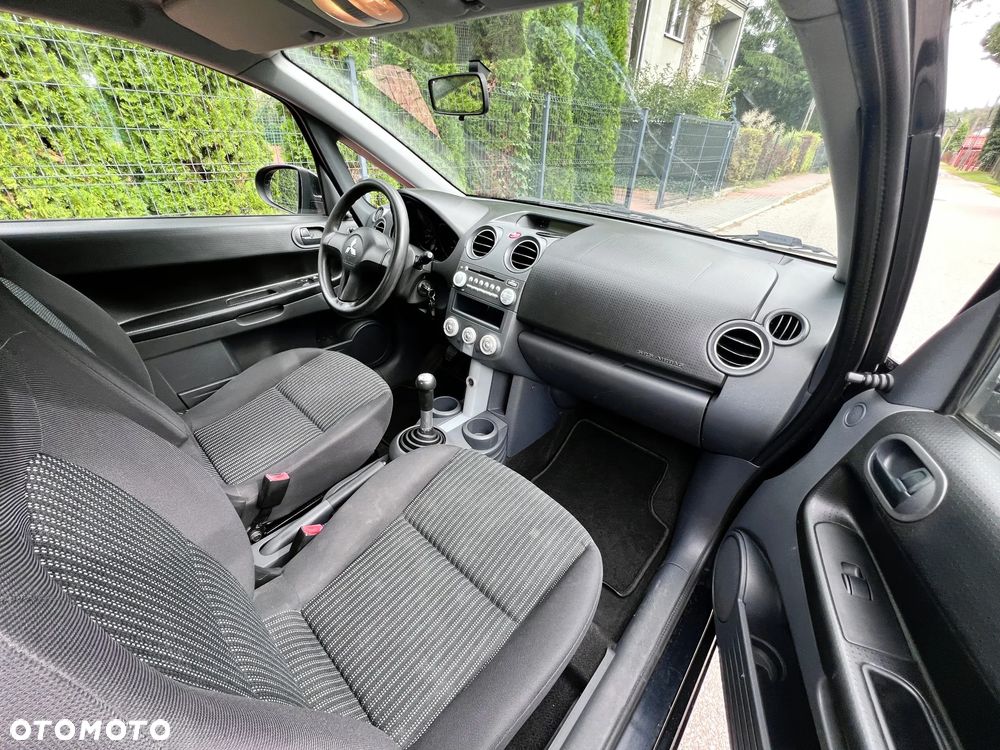Mitsubishi Colt - 7