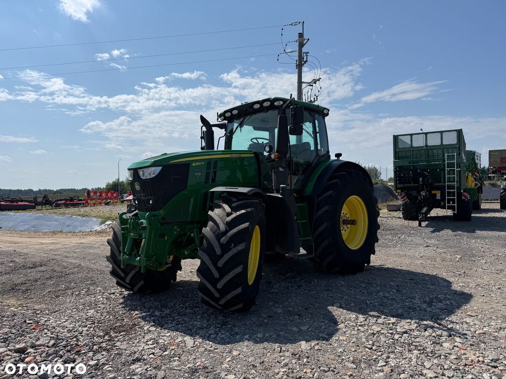 John Deere 6230R - 2
