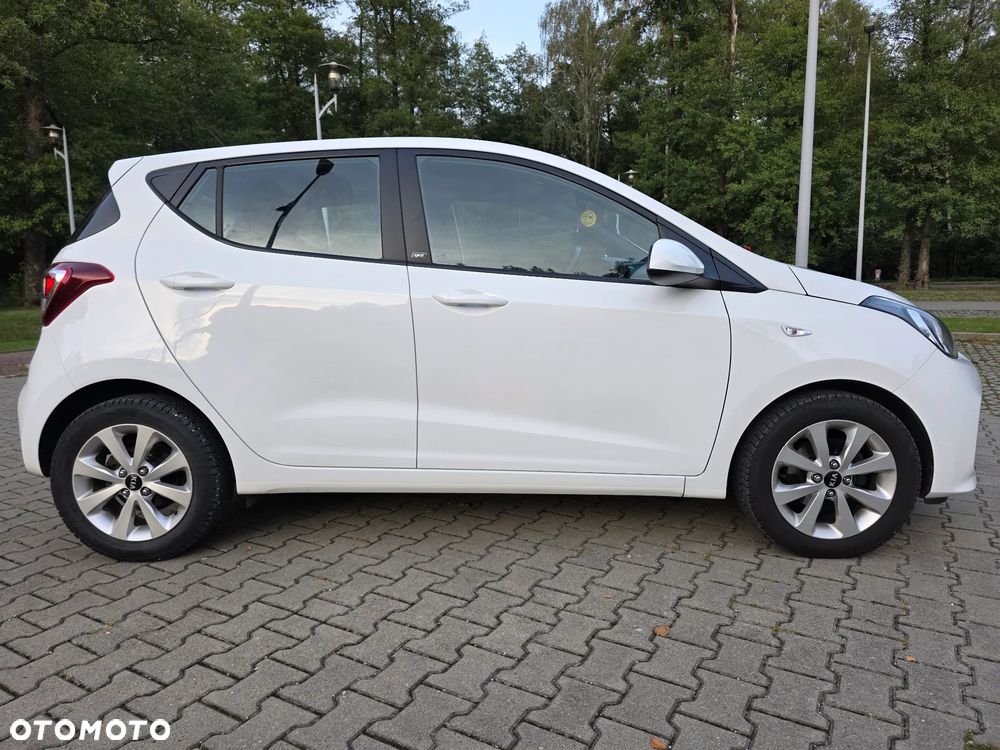 Hyundai i10 1.0 BlueDrive Go - 22