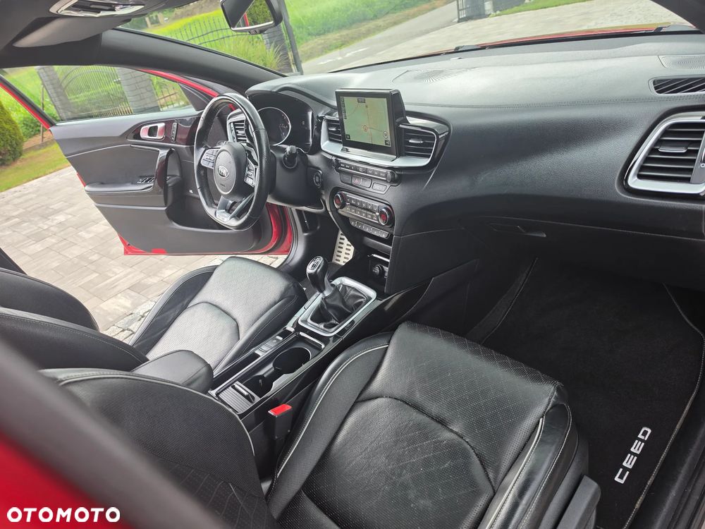 Kia ProCeed 1.6 CRDi SCR GT LINE - 29