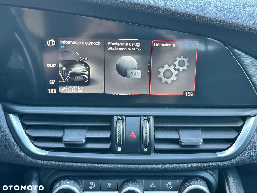 Alfa Romeo Giulia 2.2 D Turbo Super - 24