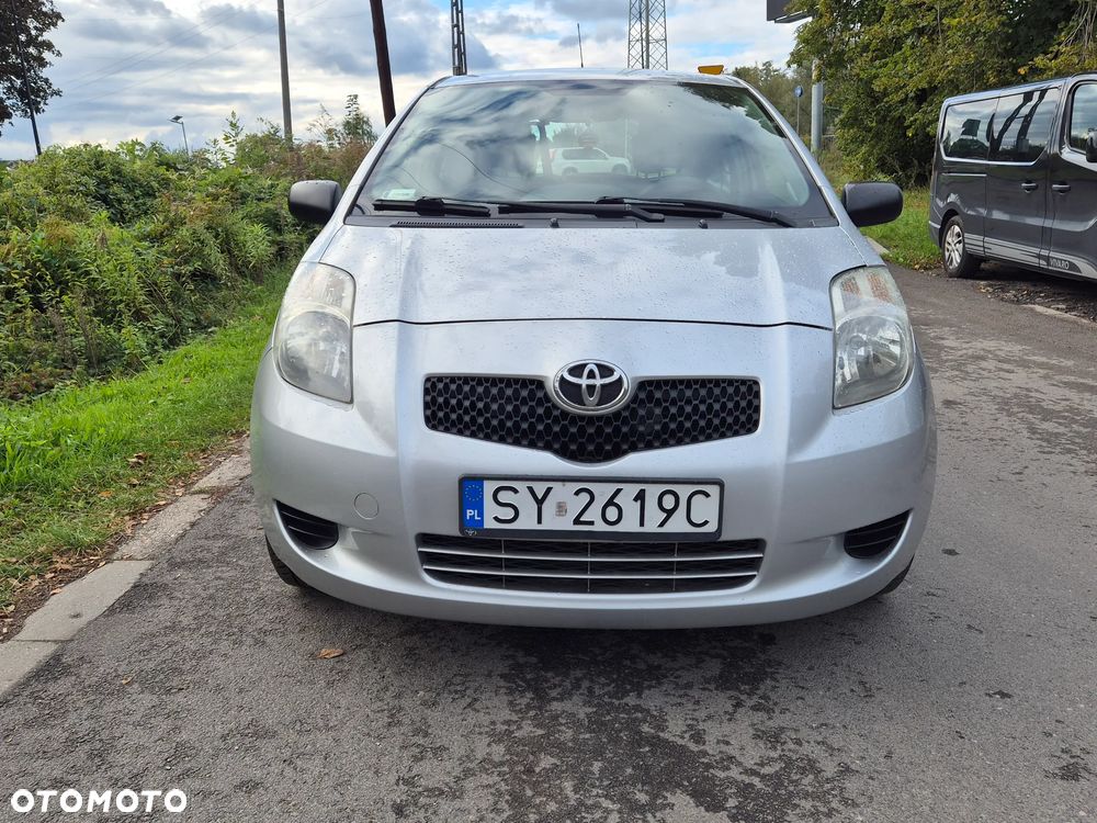 Toyota Yaris 1.0 Luna - 2