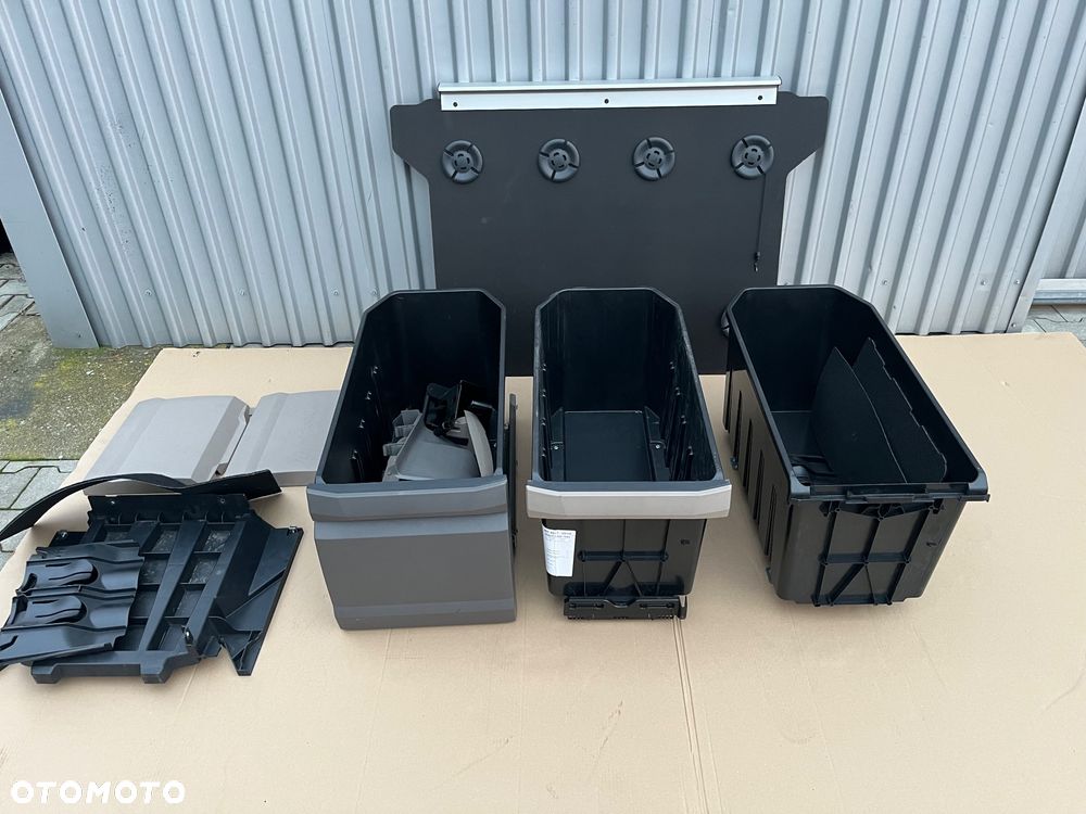 Elementy wyposażenia wnętrza DAF XG+ schowek szuflada box - 1
