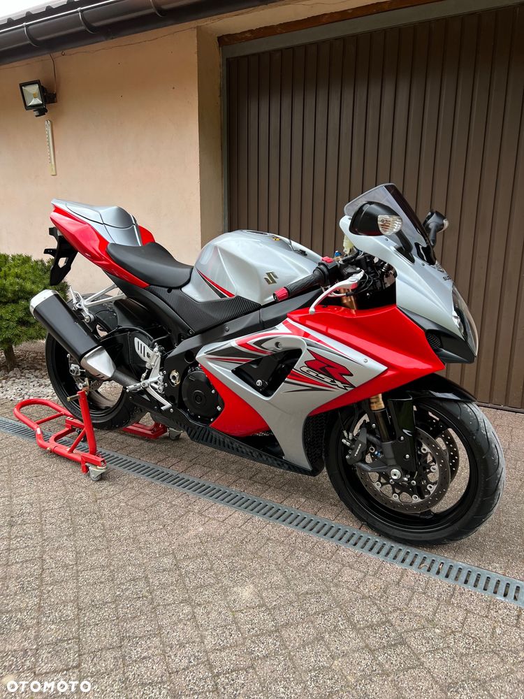 Suzuki GSX-R - 17