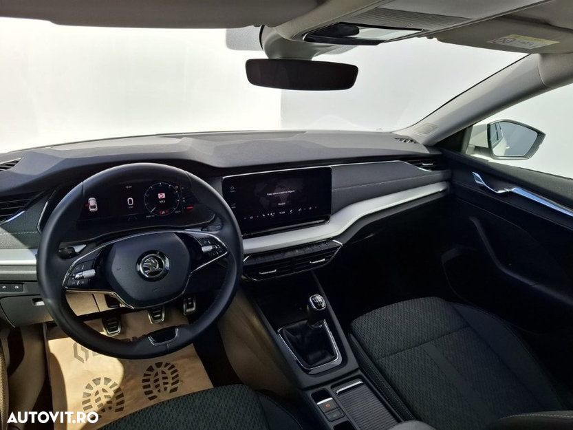 Skoda Octavia - 20