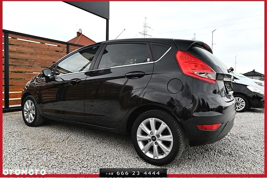 Ford Fiesta 1.4 Champions Edition - 9