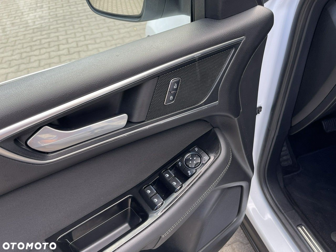 Ford S-Max - 18
