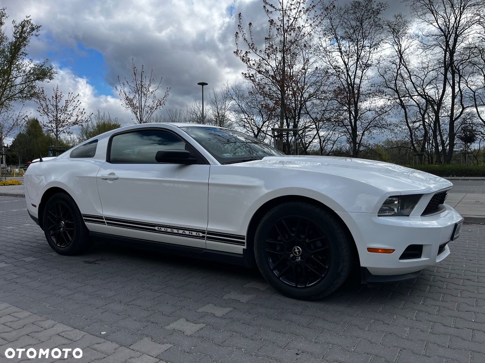 Ford Mustang 3.7 V6 Premium - 6
