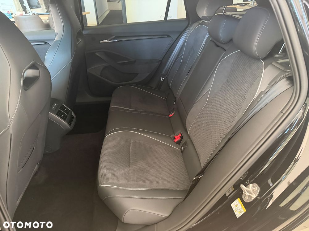 Skoda Superb 2.0 TSI Sportline DSG - 13