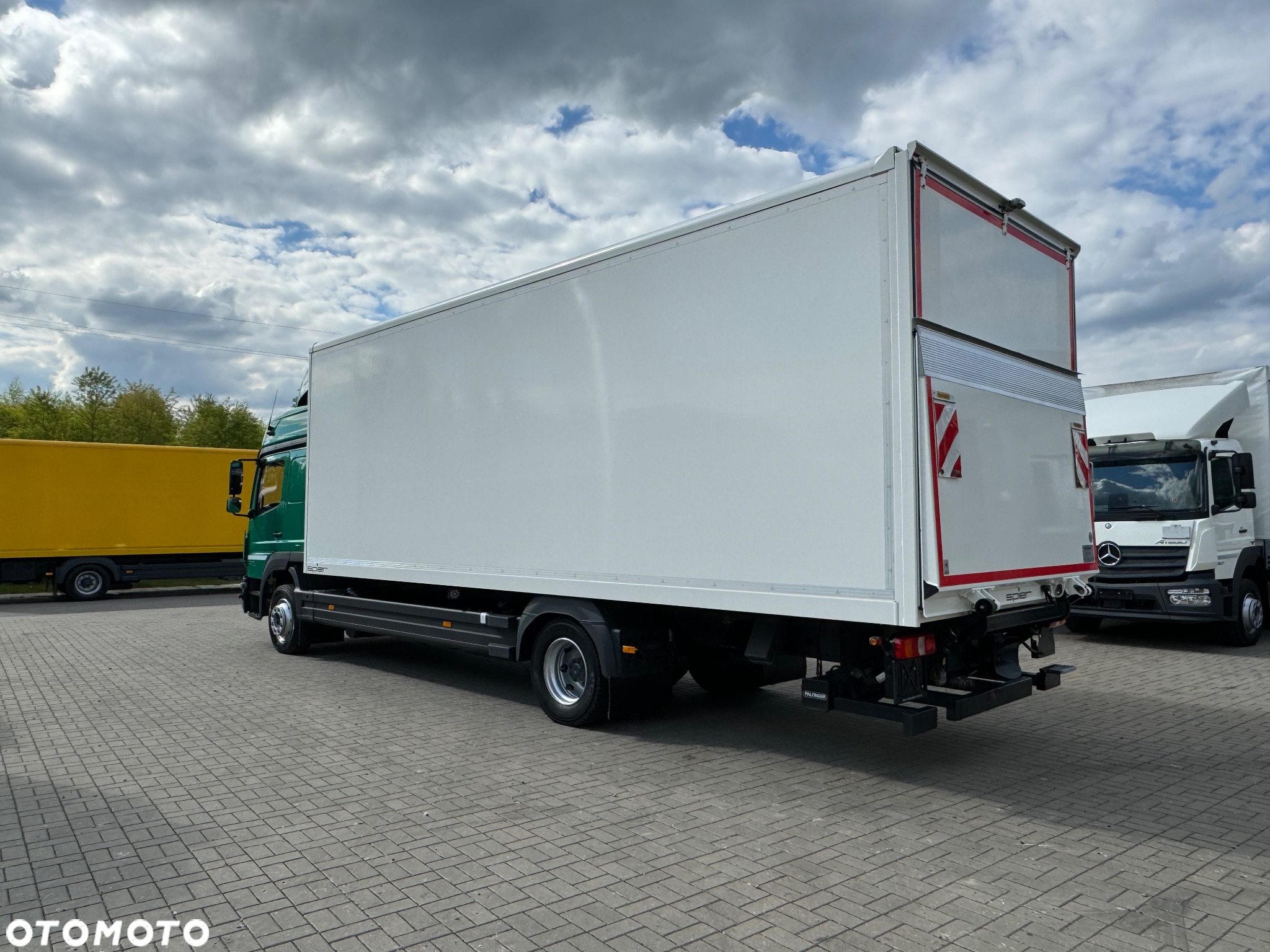 Mercedes-Benz ATEGO 1230 KONTENER 7.50m WINDA - 7