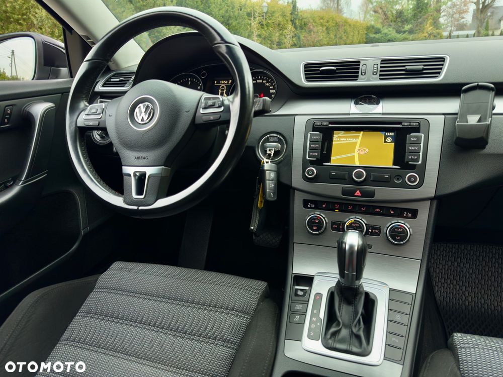 Volkswagen Passat 2.0 TDI DSG BlueMotion Technology Highline - 15