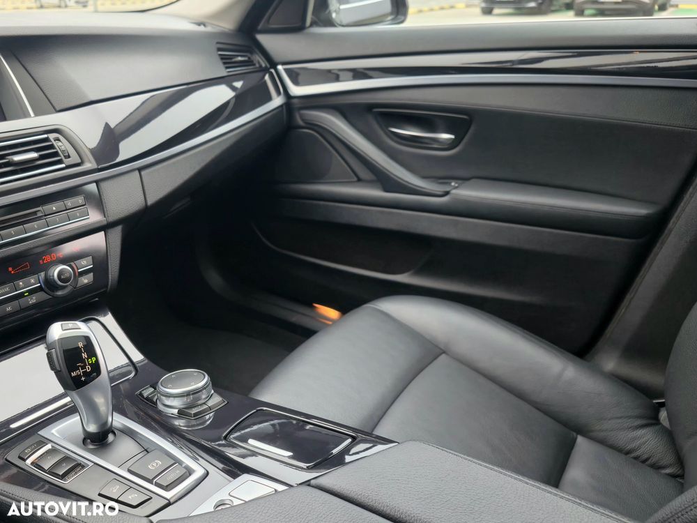BMW Seria 5 520d xDrive Aut. Luxury Line - 14