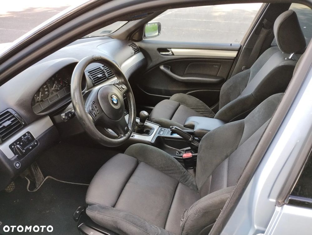 BMW Seria 3 318i - 6
