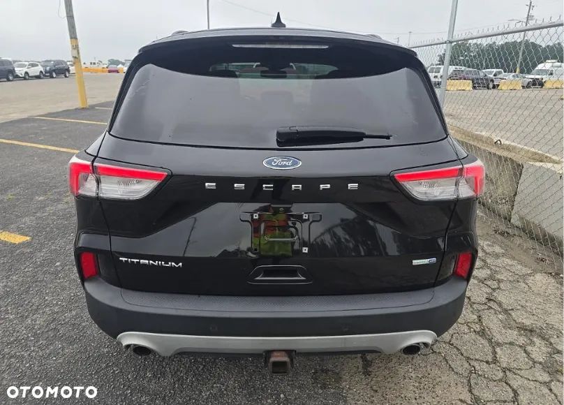 Ford Escape 2.0 EcoBoost AWD Titanium - 6