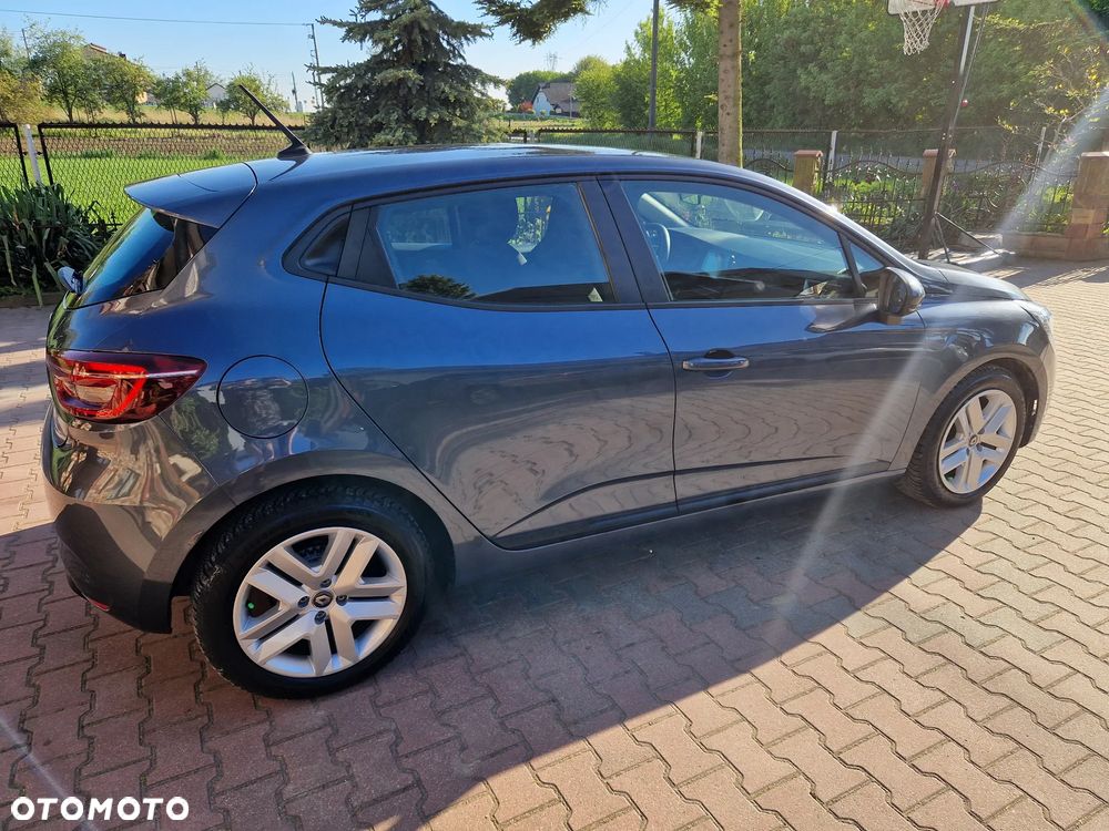 Renault Clio - 37