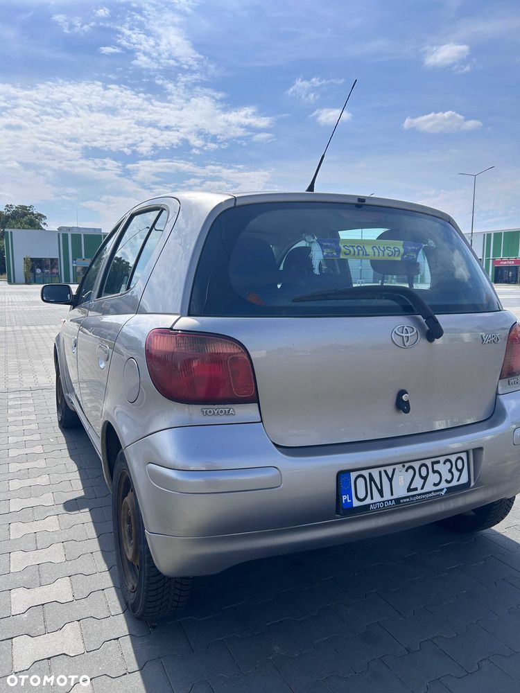 Toyota Yaris - 3