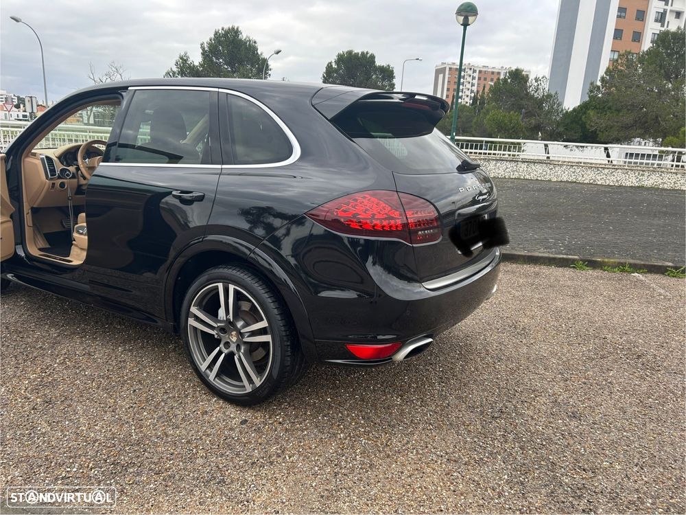 Porsche Cayenne S - 26