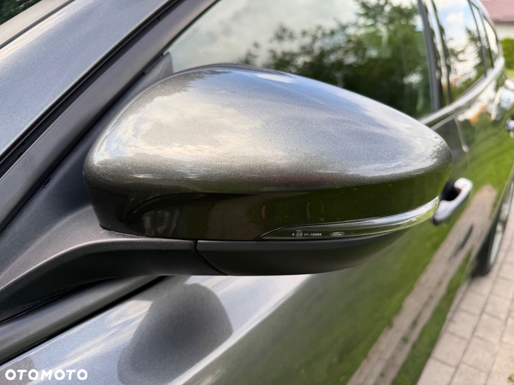 Ford Focus 1.5 EcoBlue Start-Stopp-System ST-LINE - 25