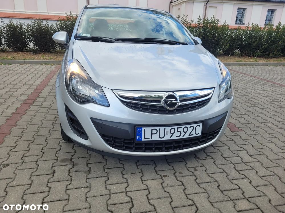 Opel Corsa 1.2 16V Edition / Active - 11
