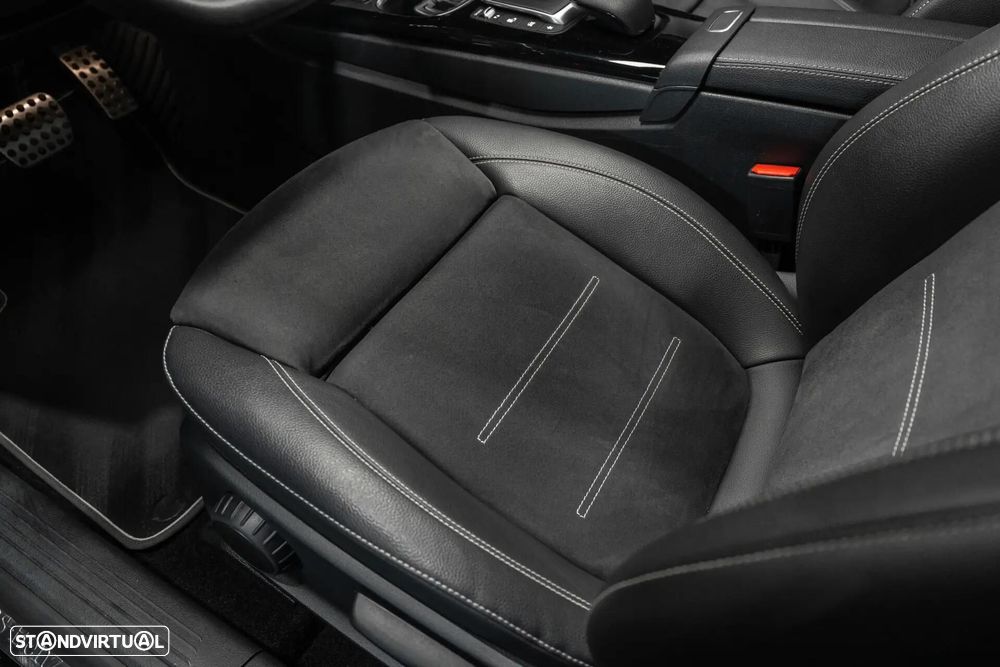 Mercedes-Benz CLA 250 e Shooting Brake AMG Line - 26