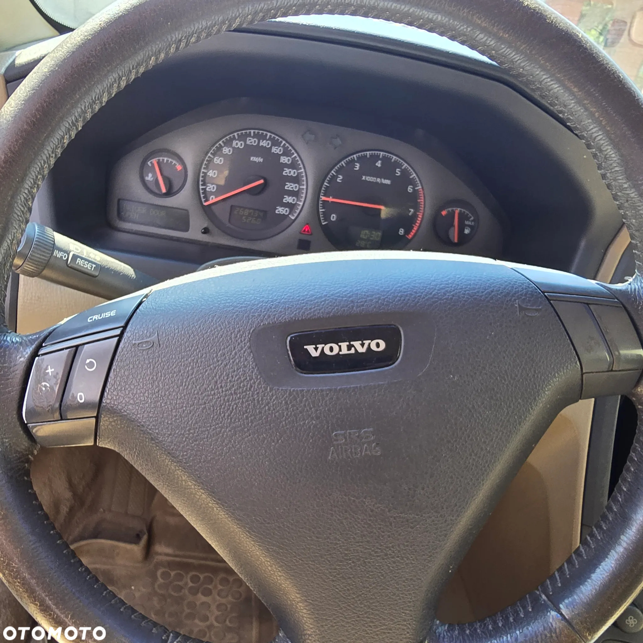 Volvo S60 2.4 - 11
