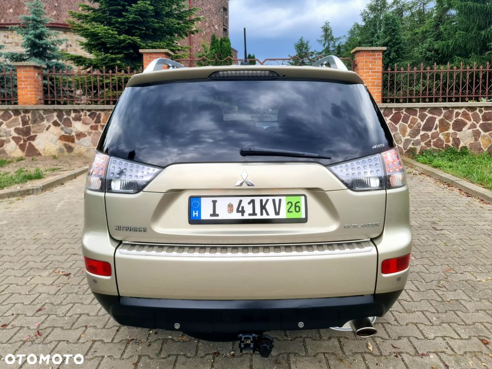 Mitsubishi Outlander 2.4 4WD Invite - 5