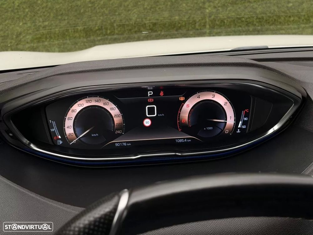 Peugeot 3008 1.5 BlueHDi GT Line EAT8 - 25