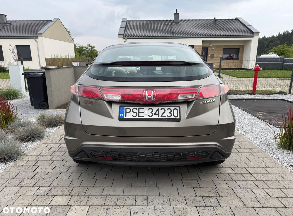 Honda Civic 1.4i-DSi - 6