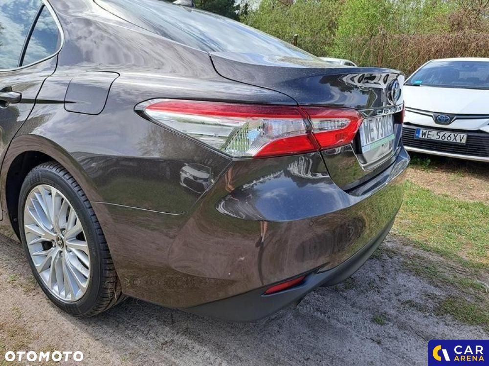 Toyota Camry - 39