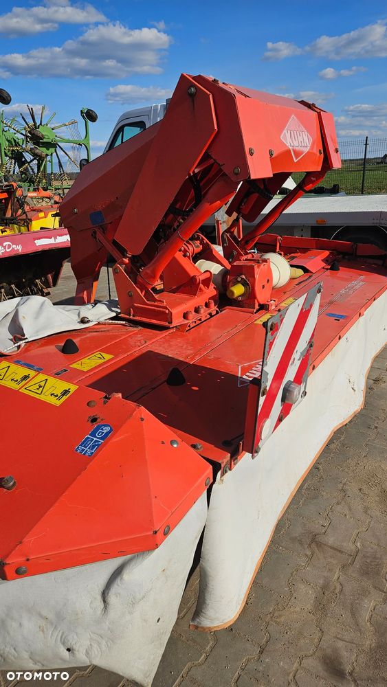 SaMasz KDD 861 S+T Kosiarka Dyskowa Motyl z taśmami  w Zestawie z Czołową kosiarką KDF 340 S - 20