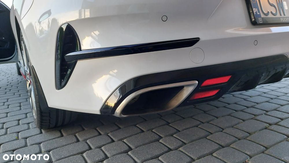 Kia ProCeed - 40