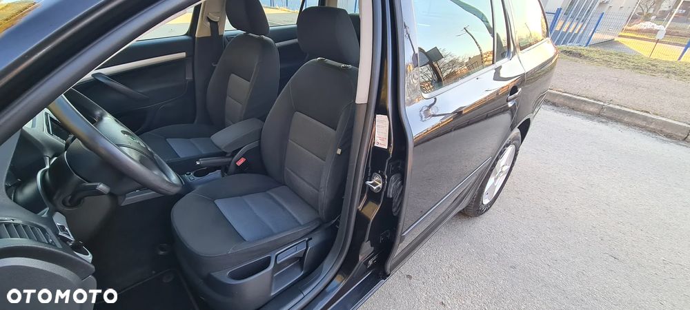 Skoda Octavia 1.6 Team Edition - 11