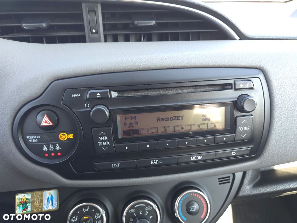 Toyota Yaris 1.33 Premium - 26