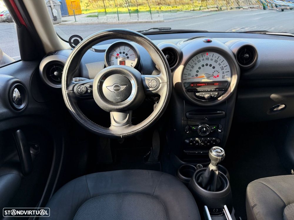 MINI Countryman Cooper D - 10