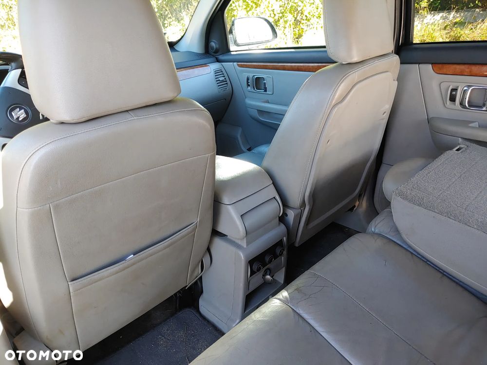 Suzuki XL7 3.6 V6 Luxury - 32