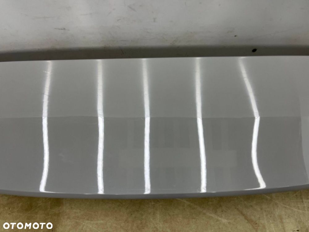 Spoiler Porsche Cayenne III 9y 17r.- kolor M9A lotka na dach klapy bagażnika 9y0827937 - 4