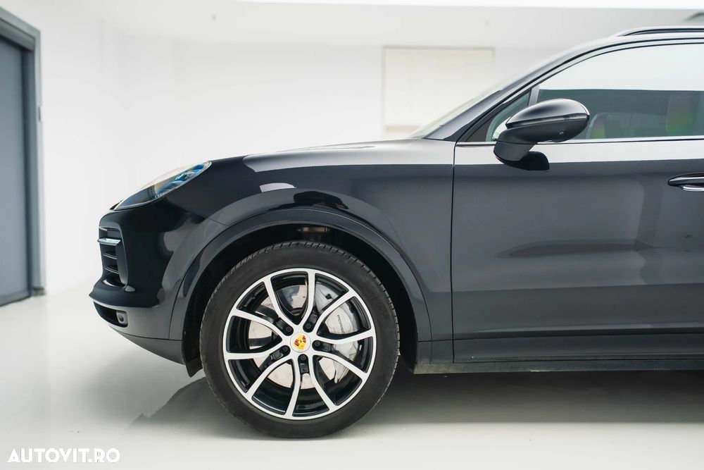 Porsche Cayenne S - 10