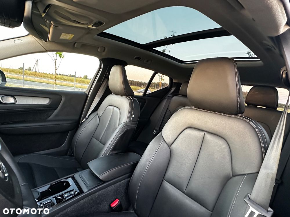 Volvo XC 40 T2 Plus Bright - 5
