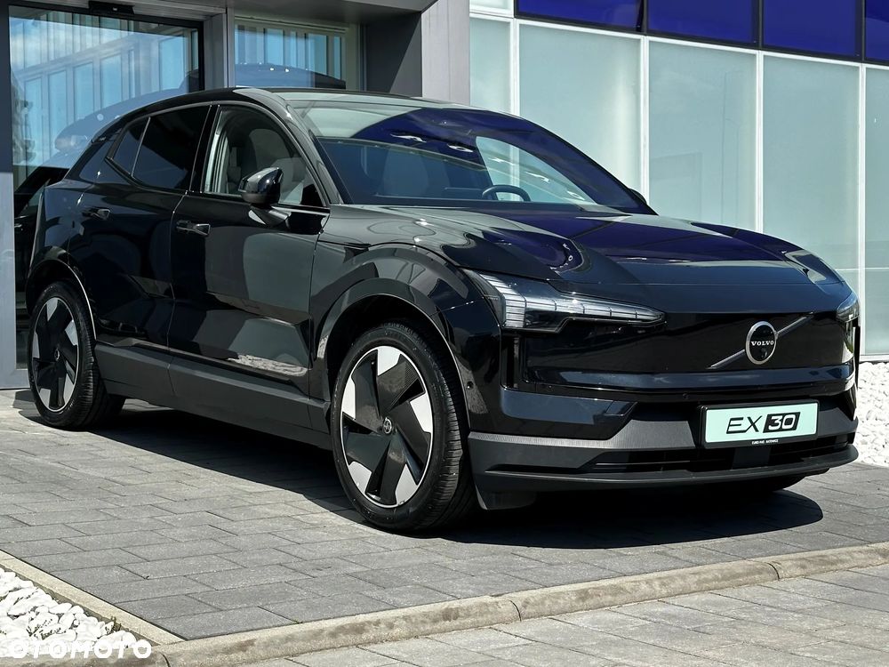 Volvo EX30 69kWh Single Motor Long Range Ultra - 1